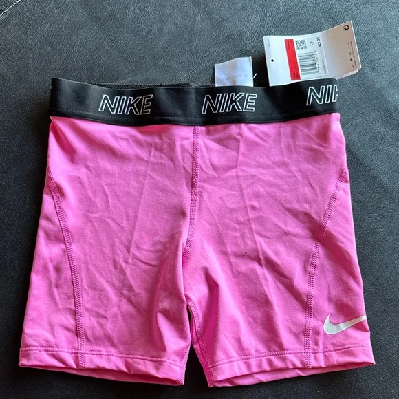 Nike- Kids s Pink Sports Shorts - NWT - Picture 1 of 2